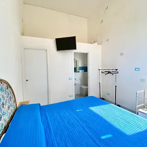 https://casetta-sul-molo-vecchio.sicilyhotelsitaly.net